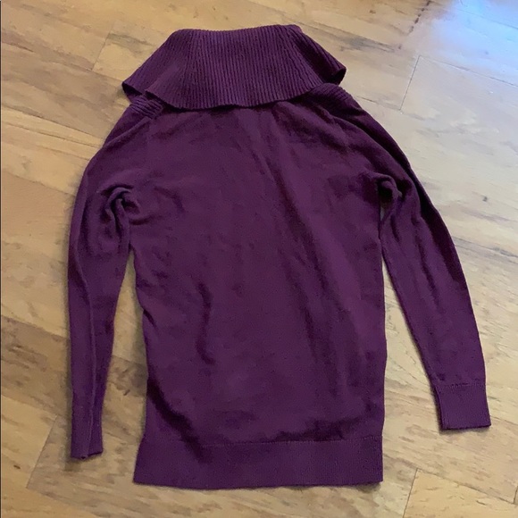 Michael Kors Sweater - Picture 3 of 4